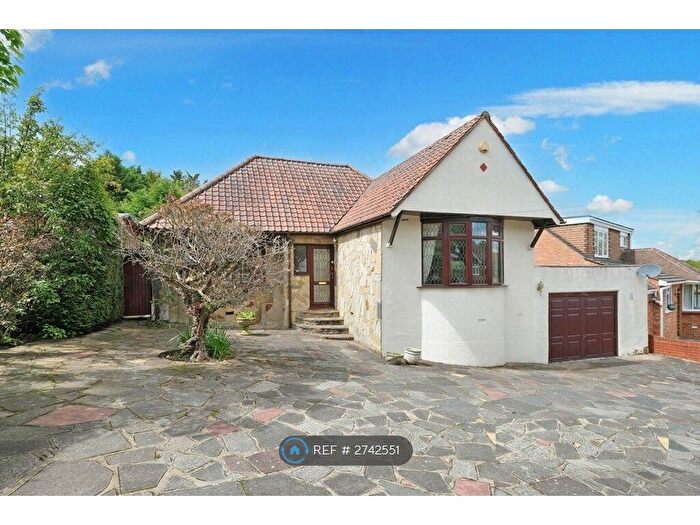 2 Bedroom Detached House To Rent In Sandhurst Road, Orpington, BR6