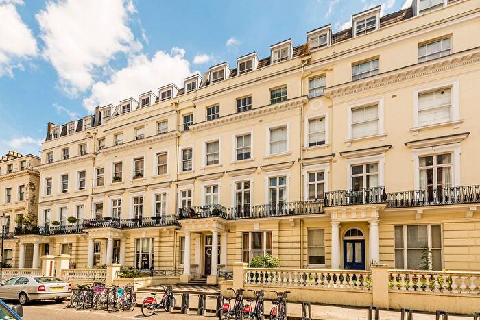 1 Bedroom Flat To Rent In Pembridge Gardens, Notting Hill Gate, London, W2