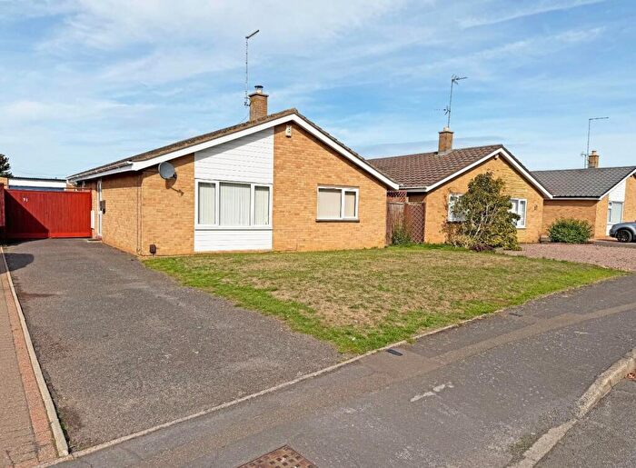 3 Bedroom Detached Bungalow For Sale In Overton Way, Orton Waterville, Peterborough, PE2