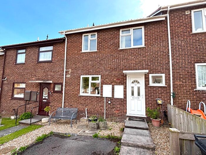 3 Bedroom Terraced House For Sale In Breynton Road, Glastonbury, BA6