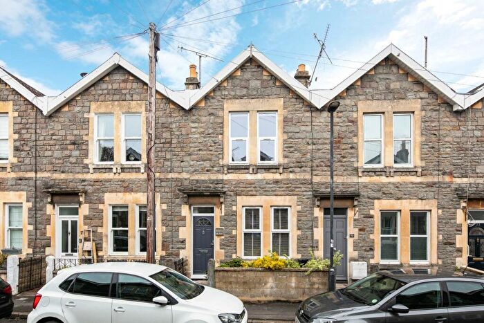 2 Bedroom Terraced House To Rent In Hungerford Road, Bath, BA1