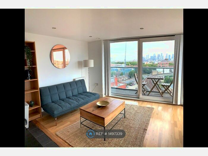 Studio To Rent In Distillery Tower, London, SE8