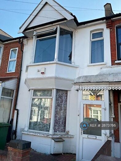 4 Bedroom Terraced House To Rent In Hatherley Gardens, London, E6