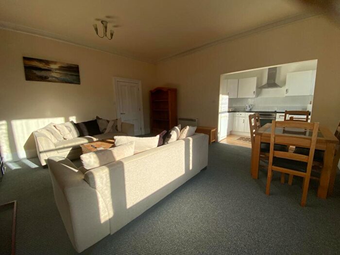 1 Bedroom Flat To Rent In Radford Road, Leamington Spa, CV31