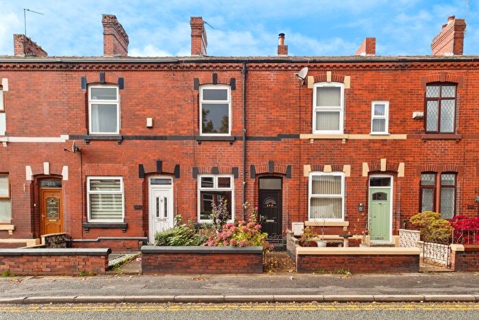 2 Bedroom Terraced House For Sale In King Street, Dukinfield, Greater Manchester, SK16