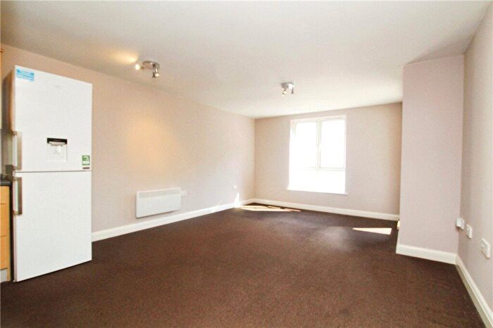 1 Bedroom Apartment For Sale In Yeoman Close, Ipswich, Suffolk, IP1