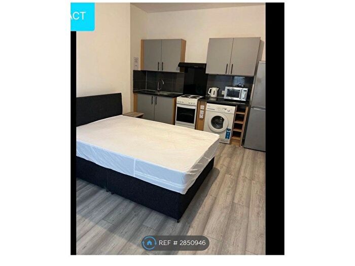 8 Bedroom Terraced House To Rent In Sheffield Road, Barnsley, S70