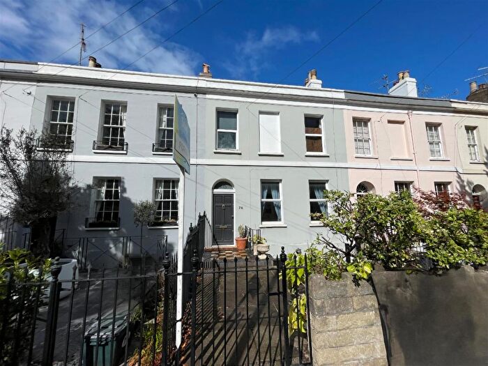 4 Bedroom Terraced House For Sale In Hewlett Road, Cheltenham, GL52