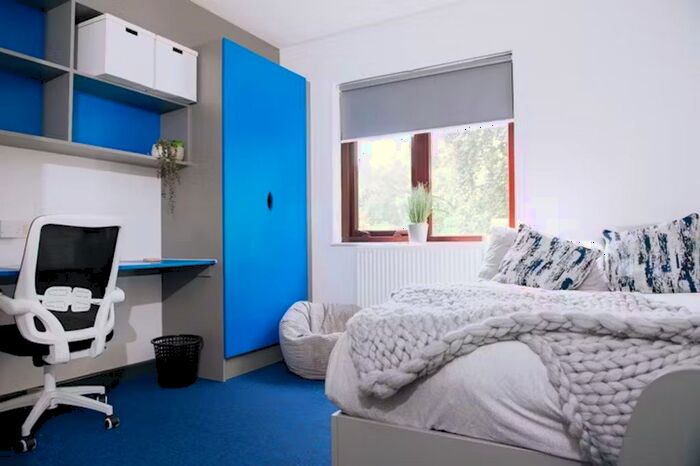 1 Bedroom Flat To Rent In Students - Oxley Residence, Weetwood Ct, Leeds, LS16