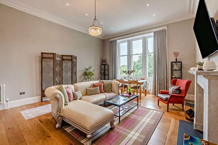 3 Bedroom Flat For Sale In Drumsheugh Gardens, Edinburgh, Midlothian, EH3