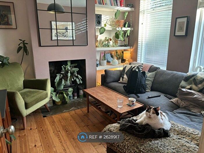 1 Bedroom Maisonette To Rent In Blyth Road, London, E17