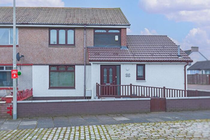 3 Bedroom Semi-Detached Villa For Sale In Park Street, Crosshill, Lochgelly, KY5