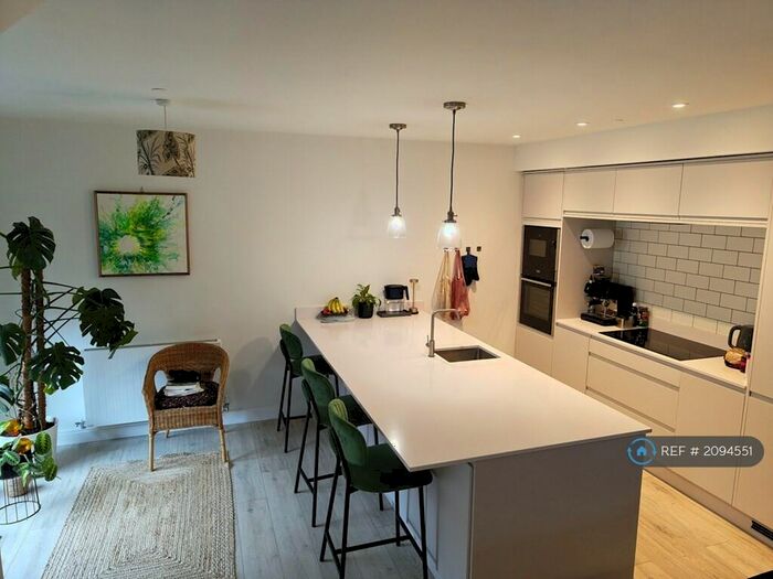 3 Bedroom End Of Terrace House To Rent In Albert Hill Street, Manchester, M20