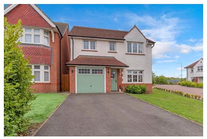 4 Bedroom Detached House For Sale In Rinovia Drive, Scartho Top, DN33