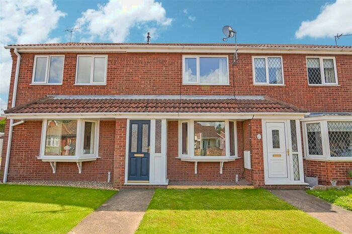 2 Bedroom Terraced House To Rent In Johnsons Lane, Crowle, Scunthorpe, DN17