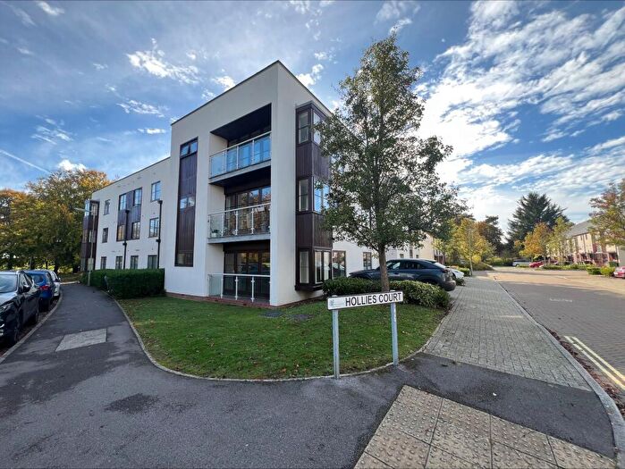 2 Bedroom Flat To Rent In Hollies Court, Basingstoke, RG24