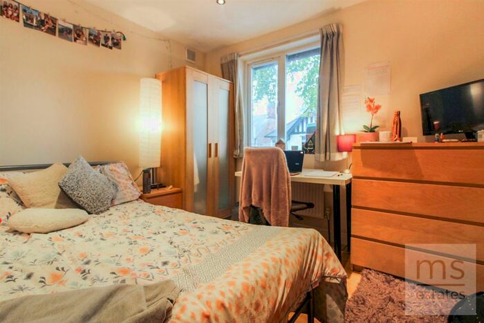 6 Bedroom Detached House To Rent In Rolleston Drive, Lenton, Nottingham, NG7