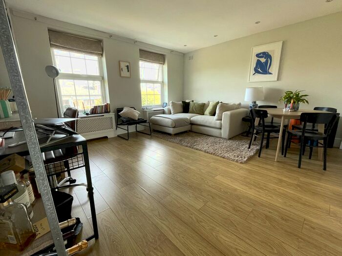 2 Bedroom Flat To Rent In Northampton Street, London, N1