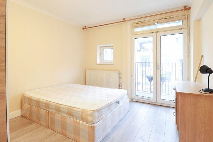 3 Bedroom Flat To Rent In Hawkshead, Stanhope Street, NW1