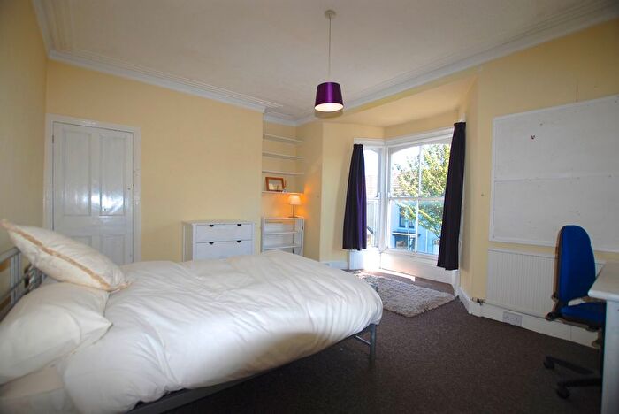 5 Bedroom Property To Rent In Rhyddings Terrace, Brynmill, Swansea, SA2
