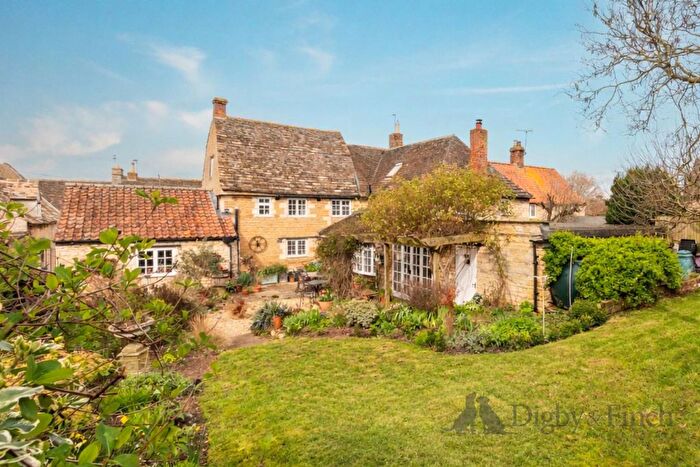 4 Bedroom Property For Sale In Main Street, Belmesthorpe, Stamford, PE9