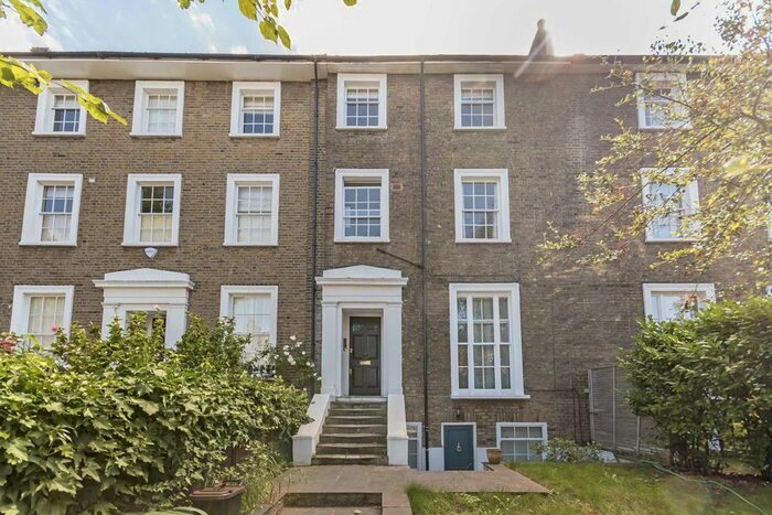 1 Bedroom Flat To Rent In Larkhall Rise, London, SW4