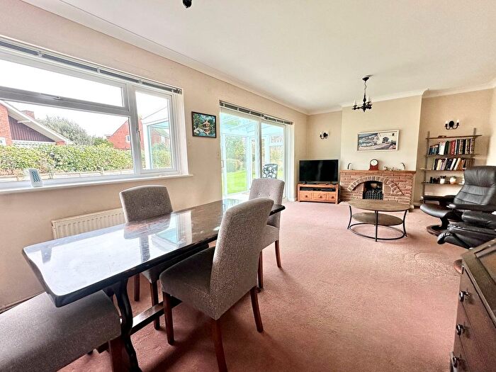 2 Bedroom Detached Bungalow For Sale In Findon Close, Bexhill-On-Sea, TN39