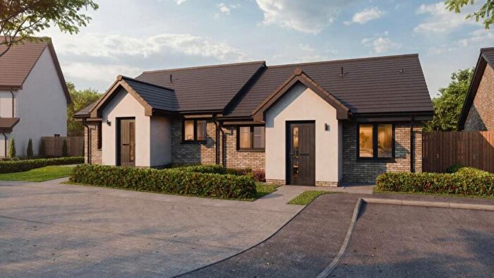 2 Bedroom Semi-Detached House For Sale In Syke Road, Burnopfield, NE16