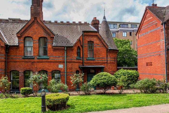 2 Bedroom Semi-Detached House To Rent In Moreland Cottages, Bow Quarter, Bow, E3