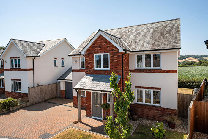 4 Bedroom Detached House For Sale In Mayfair Copse, Tiverton, Devon, EX16