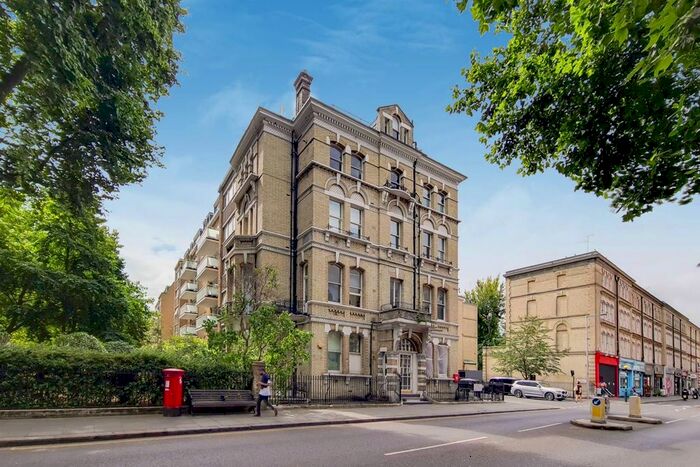 2 Bedroom Maisonette To Rent In Elm Park Gardens, Chelsea, London, SW10