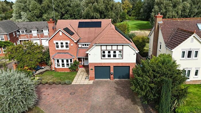 5 Bedroom Detached House For Sale In Belfry Lane, Collingtree Park, NN4