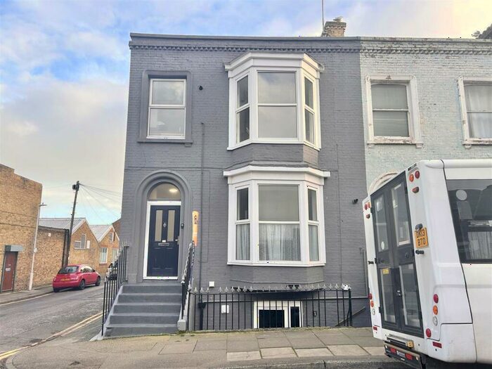 2 Bedroom Apartment To Rent In Addington Street, Margate, CT9