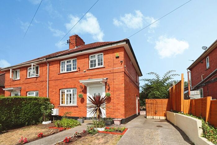 3 Bedroom Semi Detached House For Sale In Hillside Road, St George, Bristol, BS5