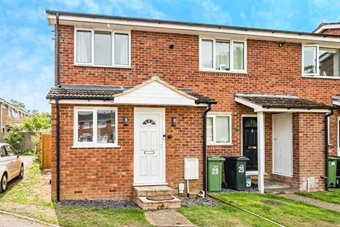 2 Bedroom End Of Terrace House For Sale In Ormond Road, Thame, OX9