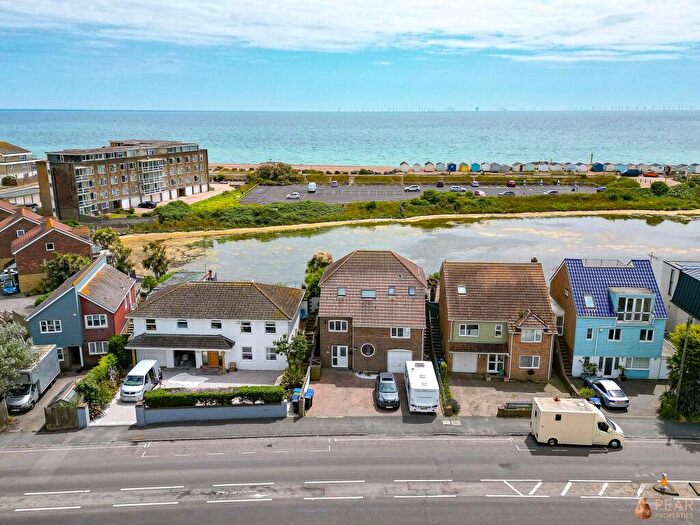 5 Bedroom Detached House For Sale In Brighton Road, Lancing, BN15