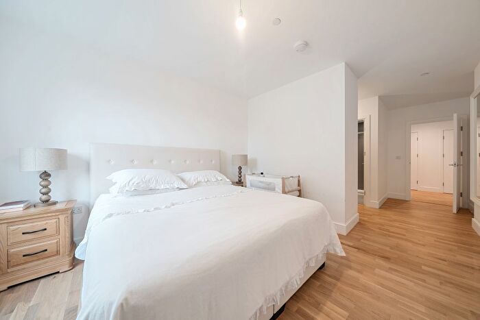 3 Bedroom Flat To Rent In Eden Place, Oxted, RH8