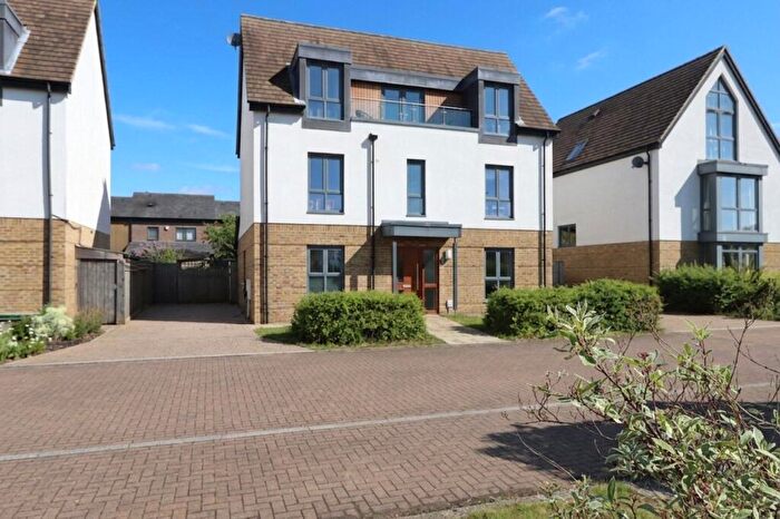 4 Bedroom Detached House For Sale In Forrester Walk, Oakgrove, MK10