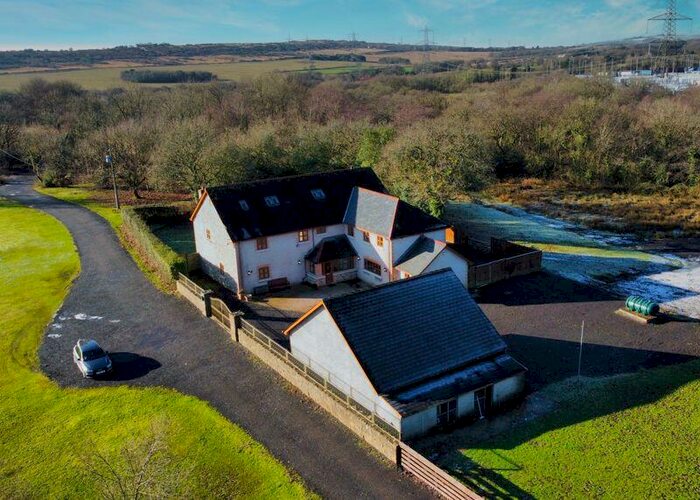 6 Bedroom Detached House For Sale In Pen Y Bryn, Rhiwceiliog, Pencoed, Bridgend, CF35