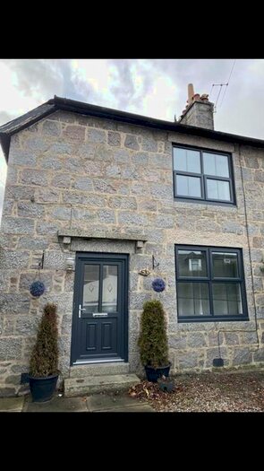 3 Bedroom Semi-Detached House To Rent In Kirkbrae, Cults, AB15