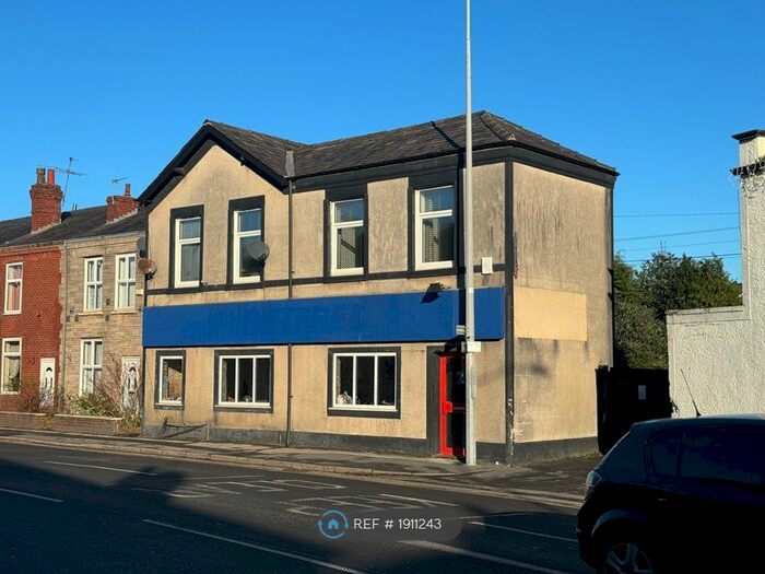 2 Bedroom Flat To Rent In Leyland Road, Lostock Hall, Preston, PR5