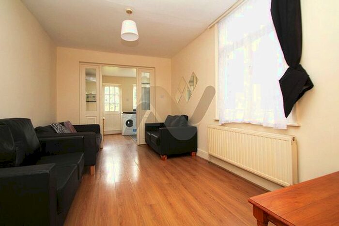 4 Bedroom Terraced House To Rent In Ashfield Road, London, N4