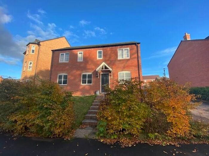 1 Bedroom Flat To Rent In Ferridays Fields, Woodside, Telford, TF7