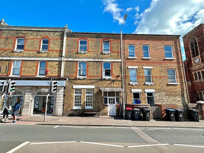 1 Bedroom Flat To Rent In Flat, A High Street, CT10