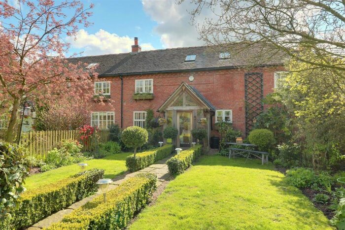 4 Bedroom Barn Conversion For Sale In Barthomley Road, Audley, ST7