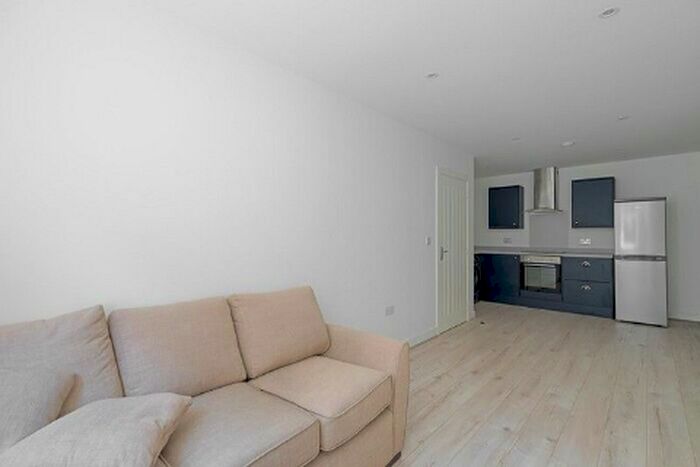 1 Bedroom Flat To Rent In Grenville Street, London, WC1N