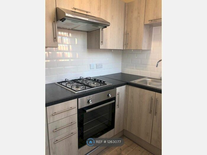2 Bedroom Flat To Rent In East Prescot Road, Liverpool L14