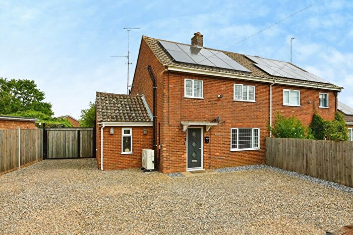3 Bedroom Semi-Detached House For Sale In Harewood, Docking, King's Lynn, Norfolk, PE31