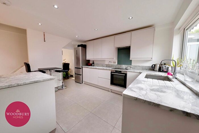4 Bedroom Terraced House To Rent In The Seymours, Loughton, IG10