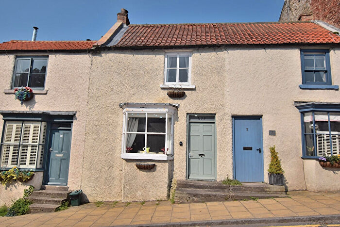 2 Bedroom Terraced House For Sale In Bargate, Richmond, DL10